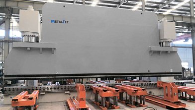 Фото 43 - MetalTec HBC 1600/6000 листогибочные гидравлические прессы с ЧПУ большого тоннажа.