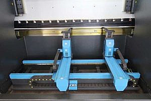 Фото 16 - MetalTec HBC 170/3200 Листогибочные гидравлические прессы с ЧПУ ESA 630 / ОСИ 4+1.